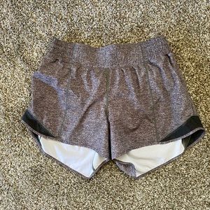 Lululemon Hotty Hot Shorts size 8